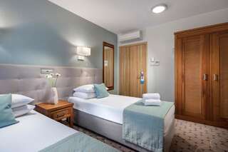 Отель Hotel Aqua Sopot Family & Friends Сопот Двухместный номер с 1 кроватью или 2 отдельными кроватями-3